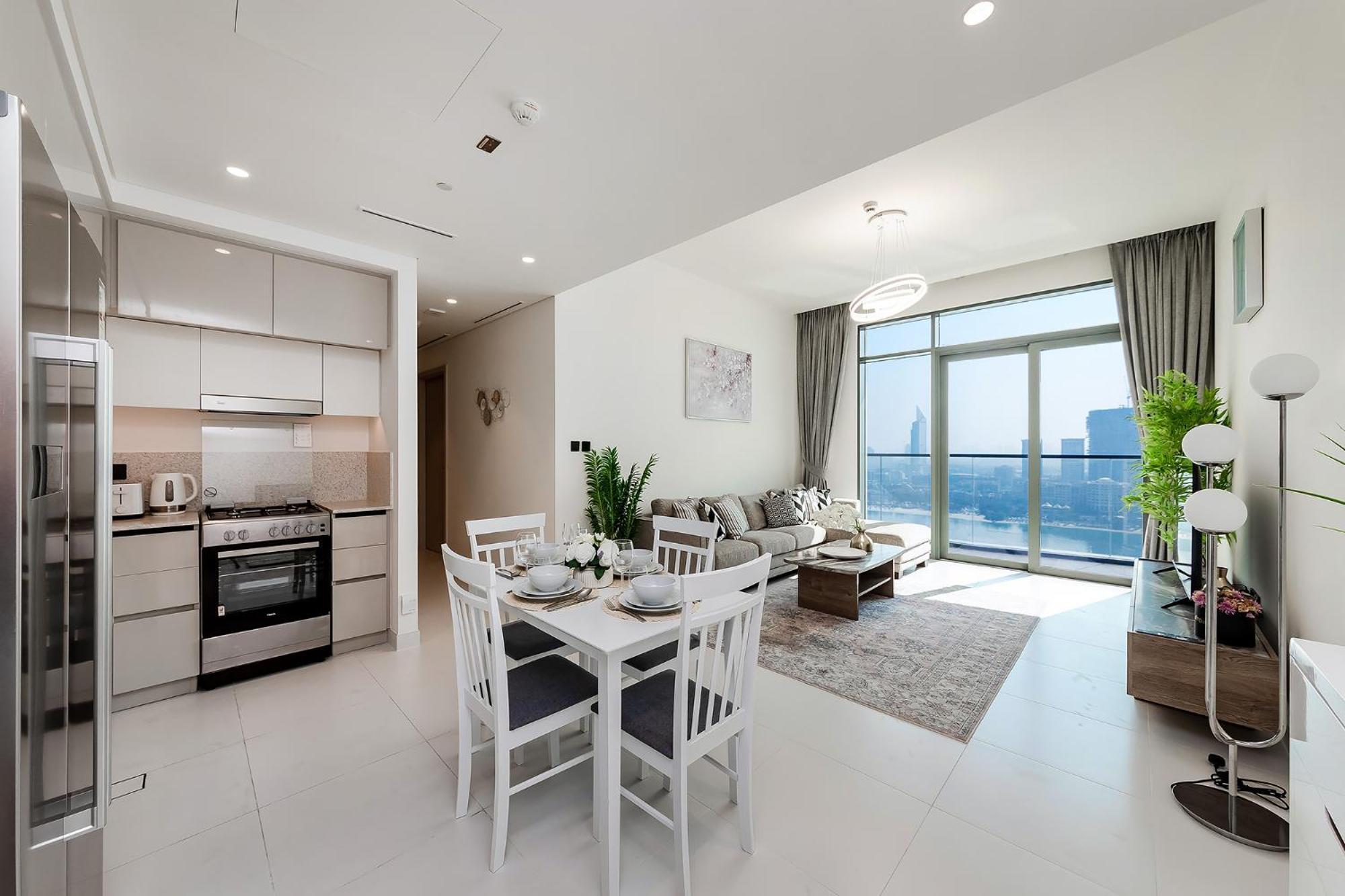 Lux 2br Private *